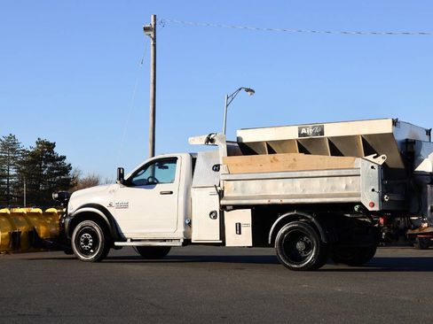 Used 2017 RAM 5500 Tradesman w/ Power & Remote Entry Group image 5
