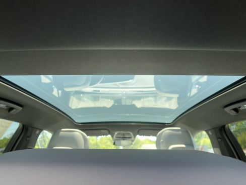 New 2025 Cadillac Lyriq Luxury image 22