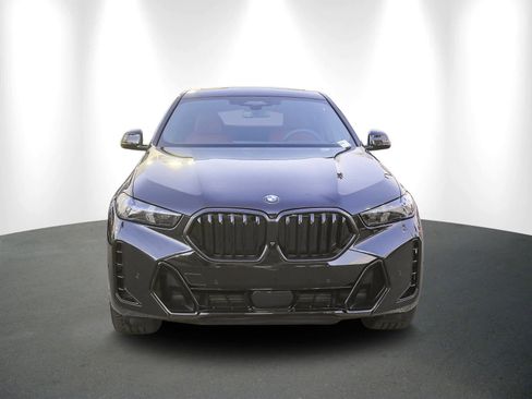 New 2026 BMW X6 xDrive40i image 2