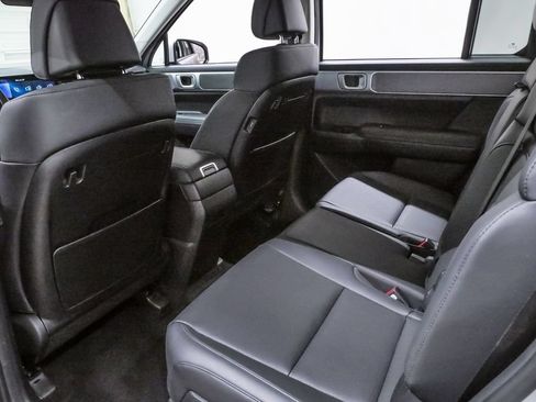 Certified 2026 Hyundai Santa Fe SEL FWD image 10