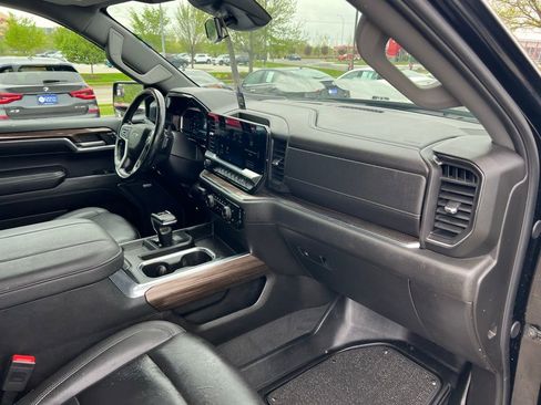 Used 2024 Chevrolet Silverado 1500 RST w/ Convenience Package II AWD/4WD image 30
