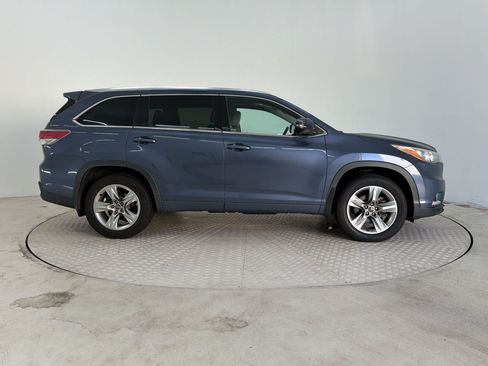 Used 2016 Toyota Highlander Limited AWD/4WD image 8