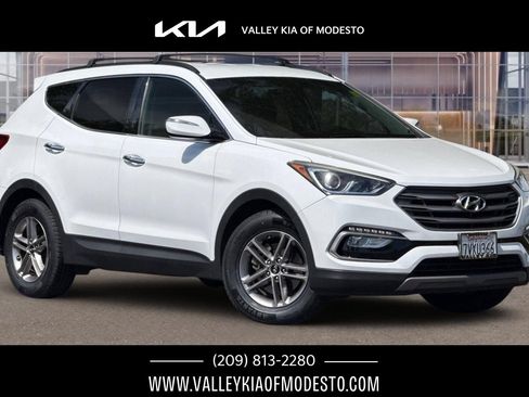 Used 2017 Hyundai Santa Fe Sport FWD image 1