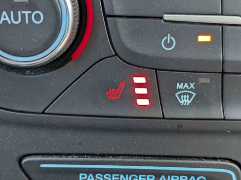 Used 2017 Ford Escape SE AWD/4WD image 28