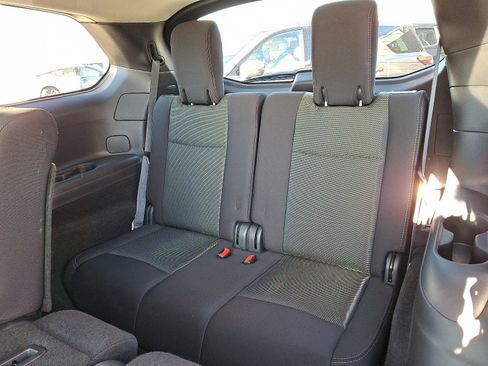 Used 2020 Nissan Pathfinder S image 10