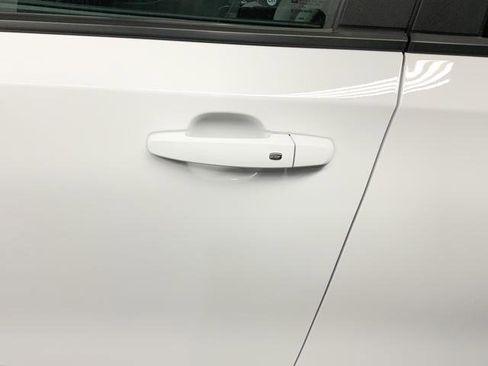 Used 2022 GMC Terrain SLE image 5