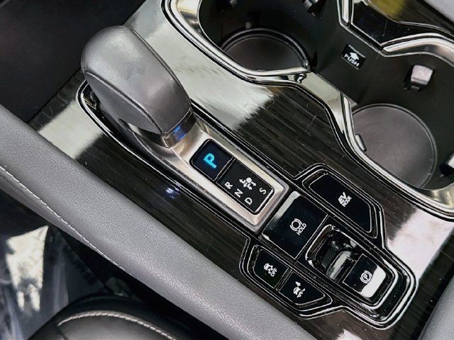 Used 2024 Lexus RX 350h AWD/4WD image 17