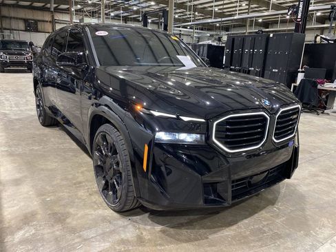 Used 2024 BMW XM image 1