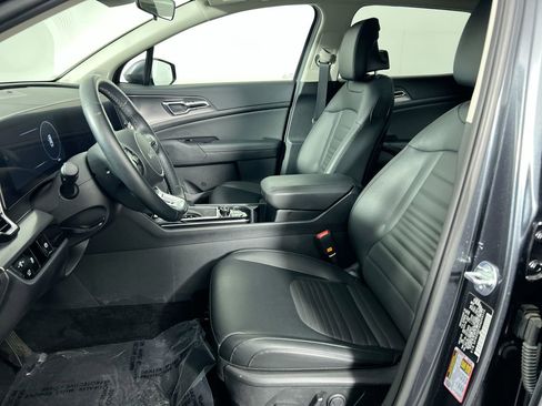 Certified 2025 Kia Sportage SX image 12