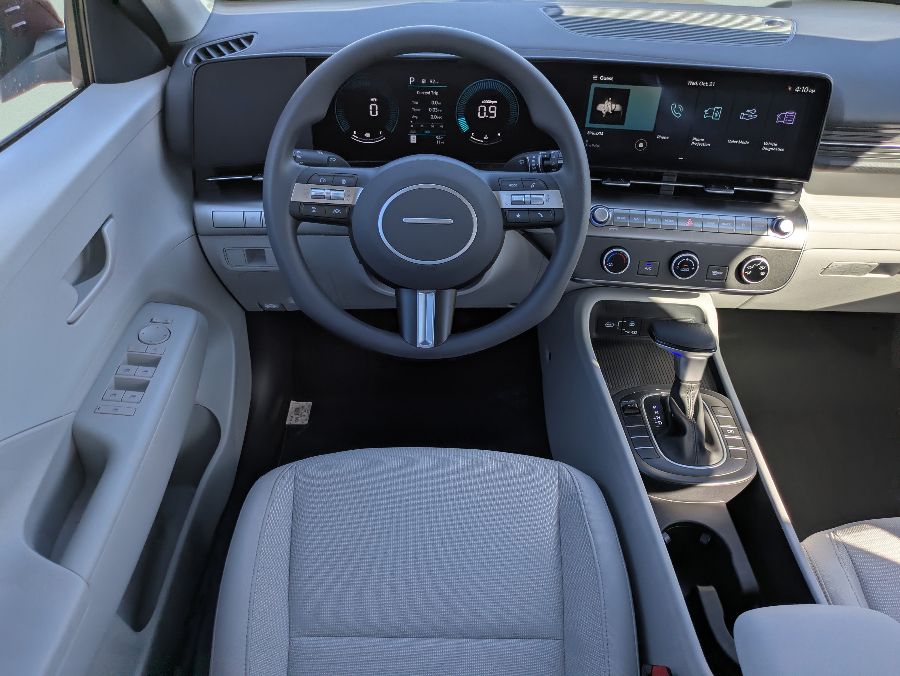New 2027 Hyundai Kona SE FWD image 14