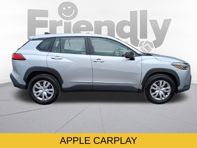 Used 2025 Toyota Corolla Cross L AWD/4WD image 4