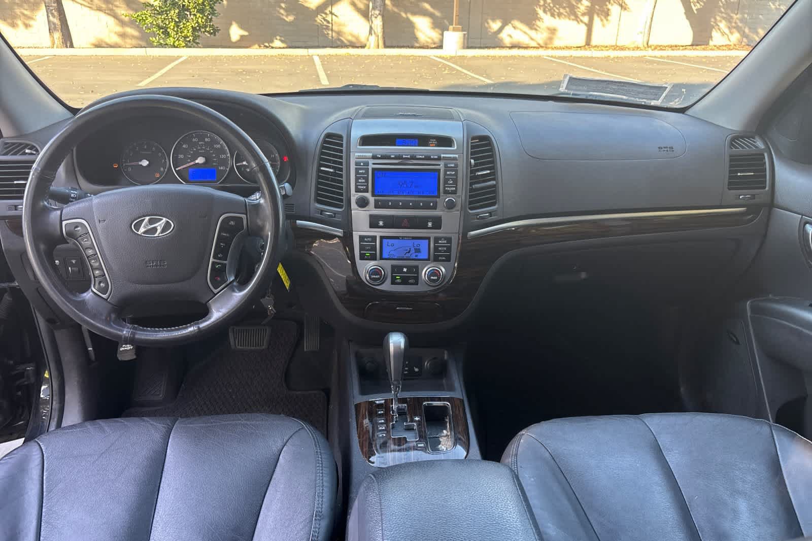 Used 2011 Hyundai Santa Fe Limited AWD/4WD image 4