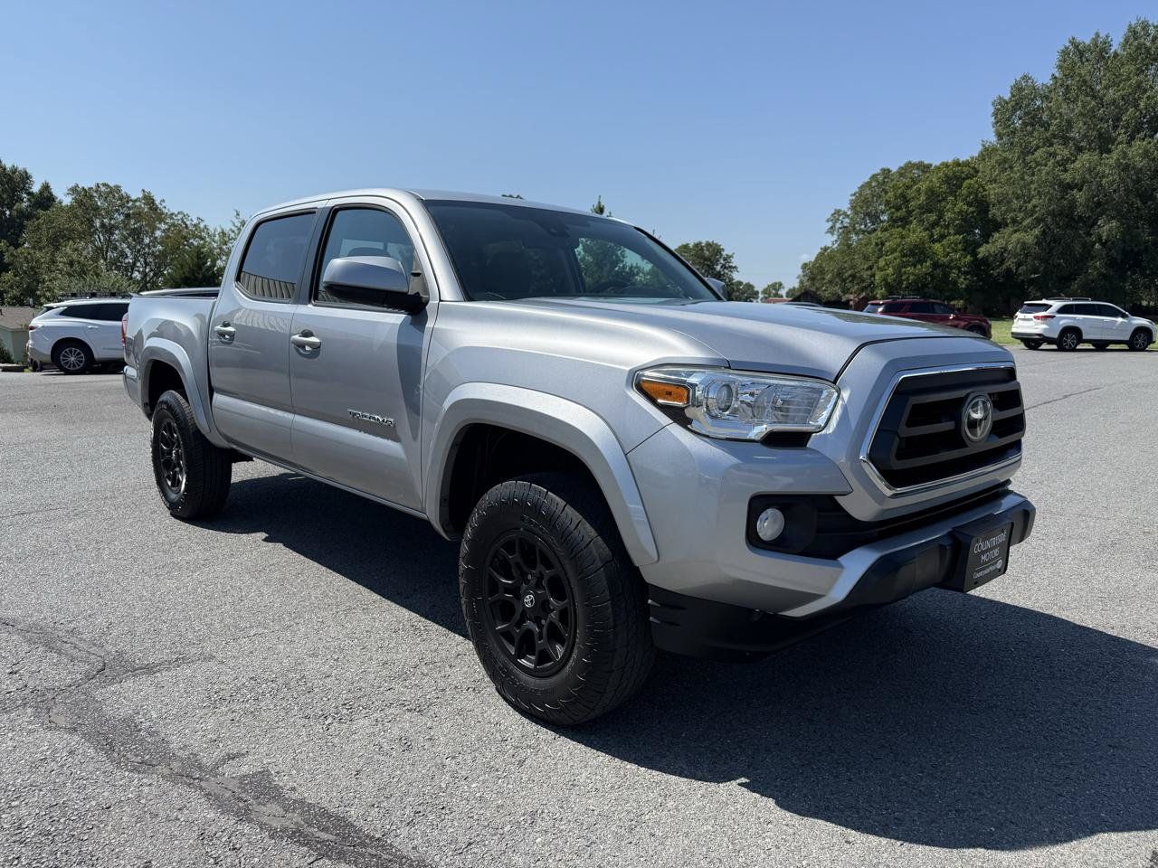 Used 2020 Toyota Tacoma SR5 RWD image 9
