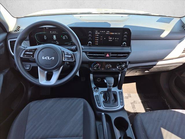 Used 2026 Kia Seltos LX AWD/4WD image 22
