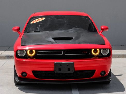 Used 2021 Dodge Challenger R/T RWD image 5