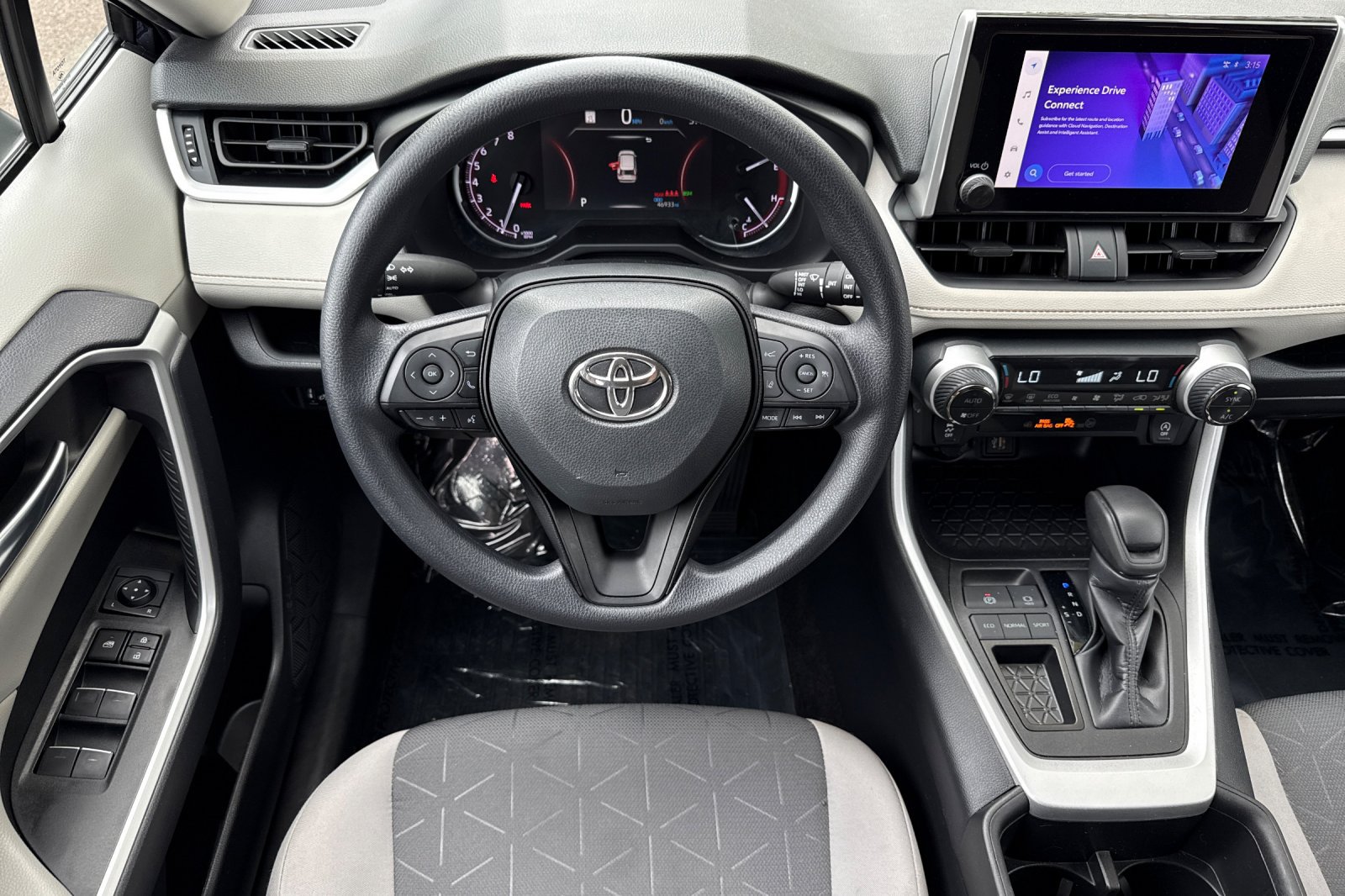 Certified 2024 Toyota RAV4 XLE FWD image 14
