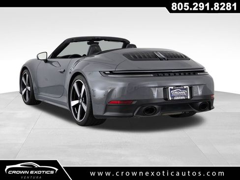 Used 2025 Porsche 911 Carrera w/ Premium Package RWD image 9