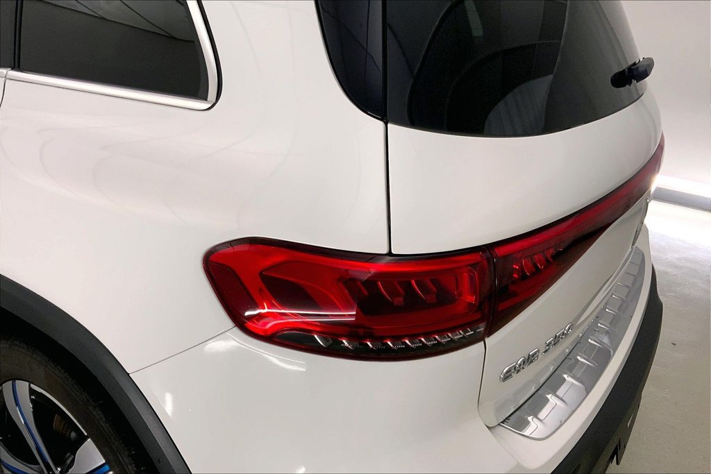 Used 2023 Mercedes-Benz EQB 350 4MATIC SUV image 28