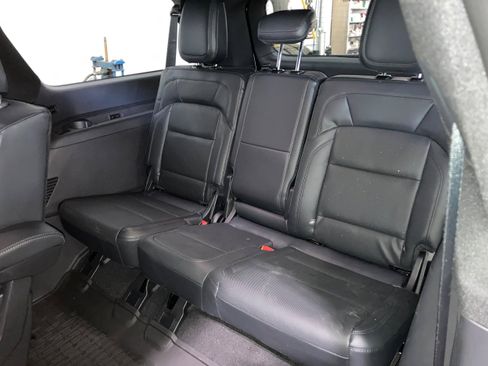 Used 2025 Lincoln Navigator L Reserve w/ Jet Appearance Package image 22