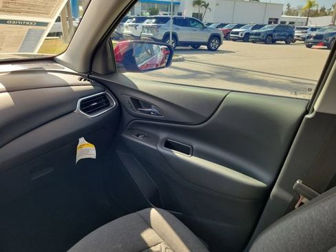 Certified 2024 Chevrolet Equinox LT image 13