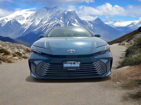 New 2026 Toyota Camry XLE image 7