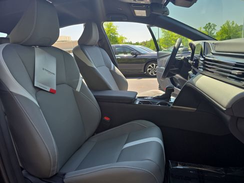 New 2026 Toyota Camry SE FWD image 10