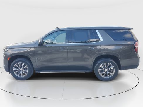 Used 2021 Chevrolet Tahoe LT w/ LT Signature Package image 7