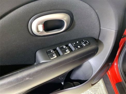 Used 2017 Kia Soul + w/ Designer's Package image 26