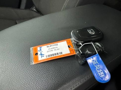 Used 2025 Honda CR-V EX image 27
