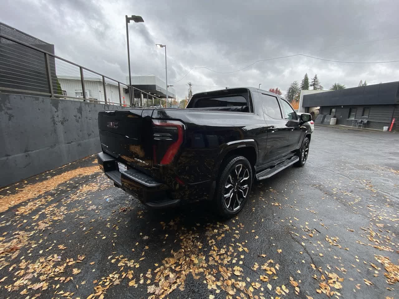 Used 2026 GMC Sierra EV Denali AWD/4WD image 6