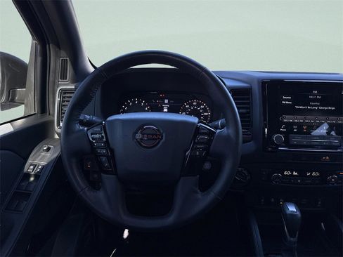 Certified 2022 Nissan Frontier PRO-4X w/ Pro-4X Premium Package image 17