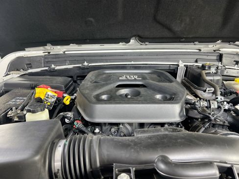 Used 2022 Jeep Wrangler Unlimited Sahara image 29