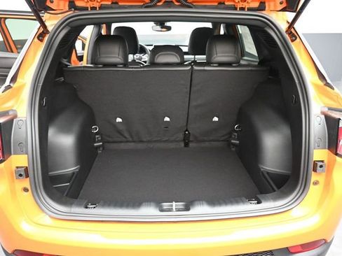 New 2026 Jeep Compass Latitude AWD/4WD image 19