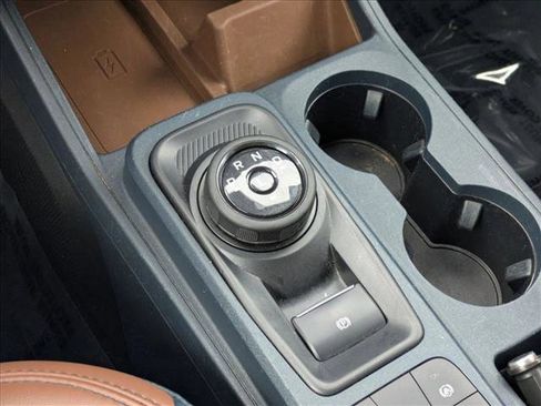 Used 2022 Ford Maverick Lariat w/ Lariat Luxury Package image 12