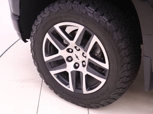 Used 2020 Chevrolet Silverado 1500 LT Trail Boss AWD/4WD image 22