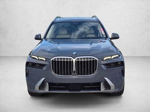 Certified 2024 BMW X7 xDrive40i w/ Executive Package AWD/4WD image 2