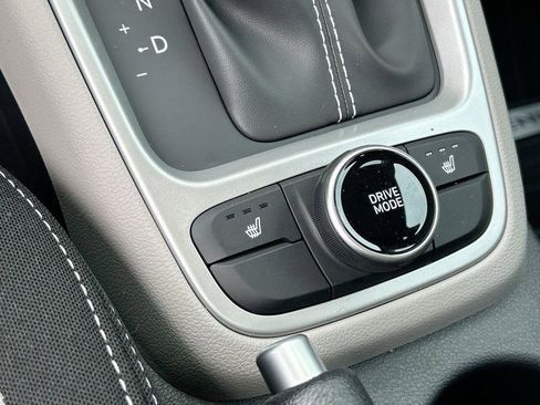 New 2026 Hyundai Venue SEL image 28