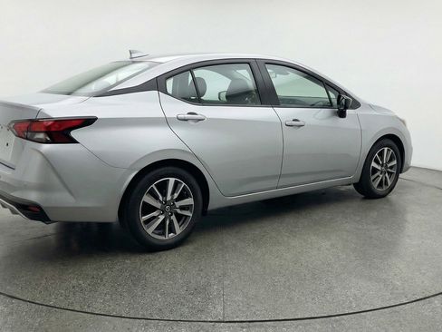 Used 2025 Nissan Versa SV FWD image 9