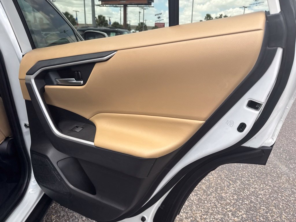 Used 2021 Toyota RAV4 XLE Premium FWD image 21