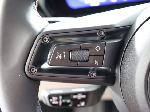 Used 2025 Porsche Macan Electric image 20