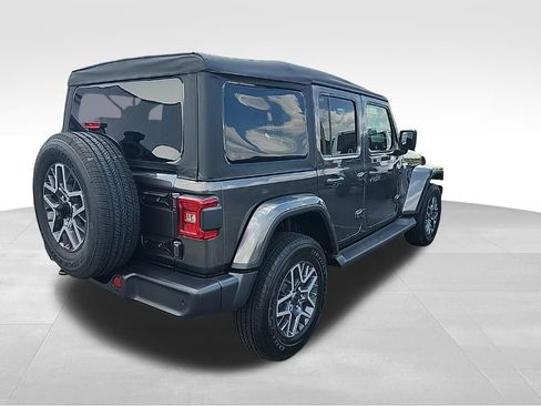 New 2025 Jeep Wrangler Sahara image 7
