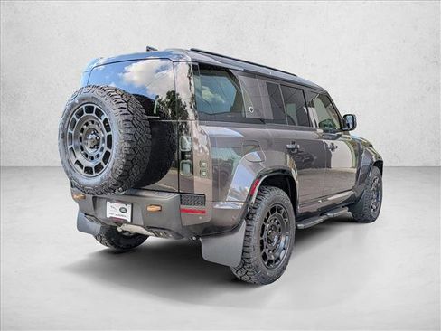 New 2026 Land Rover Defender 110 OCTA image 2