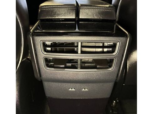 Used 2018 Tesla Model X 75D image 39