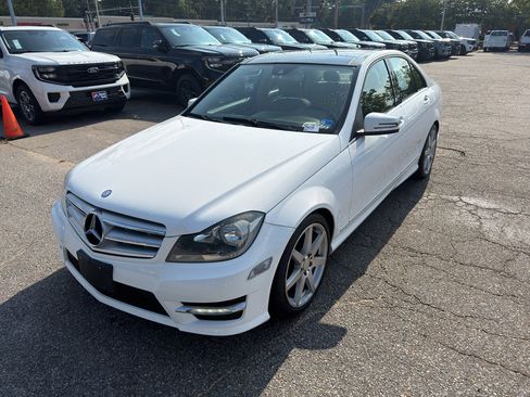Used 2013 Mercedes-Benz C 250 Sedan image 1
