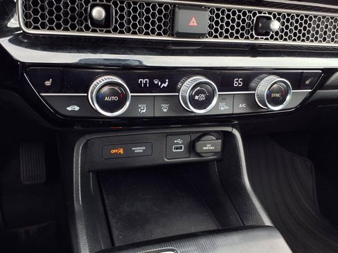 Used 2023 Honda Civic EX image 19