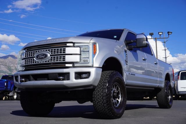 Used 2017 Ford F250 Platinum w/ Platinum Ultimate Package AWD/4WD image 7