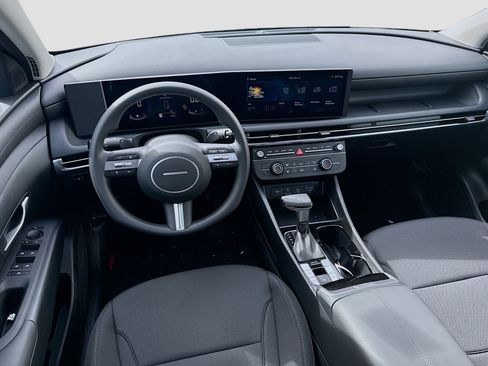 New 2025 Hyundai Tucson SE image 15