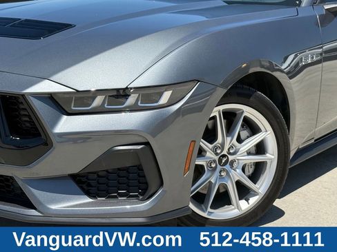 Used 2025 Ford Mustang GT Premium RWD image 3