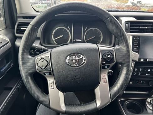 Used 2024 Toyota 4Runner Limited image 15