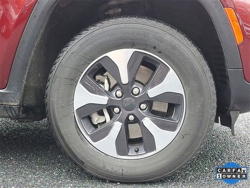 Used 2024 Jeep Grand Cherokee Limited 4xe image 11